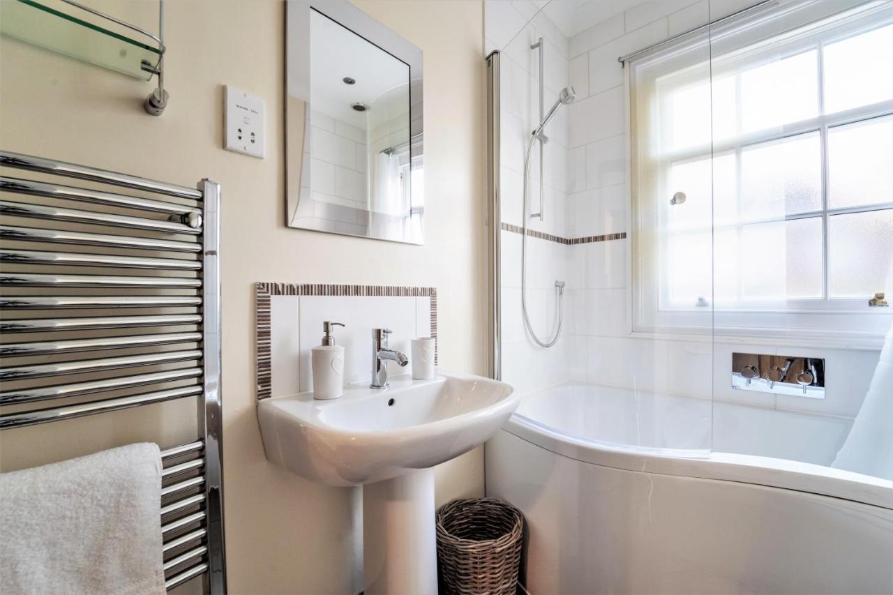 The Cottage In Chester, Sleeps 6 With Free Parking Buitenkant foto