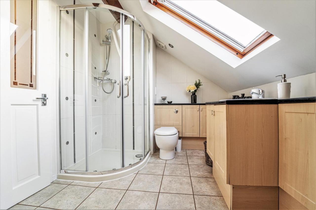 The Cottage In Chester, Sleeps 6 With Free Parking Buitenkant foto